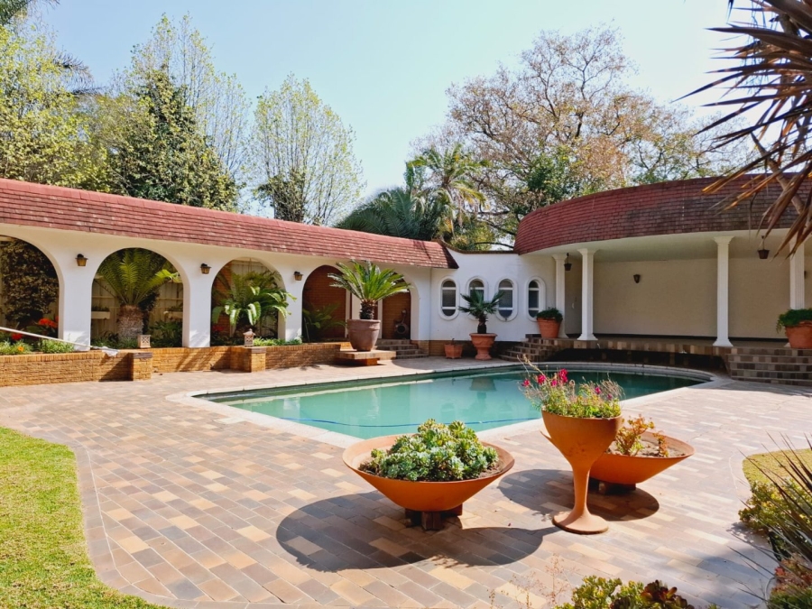 5 Bedroom Property for Sale in Dan Pienaar Free State